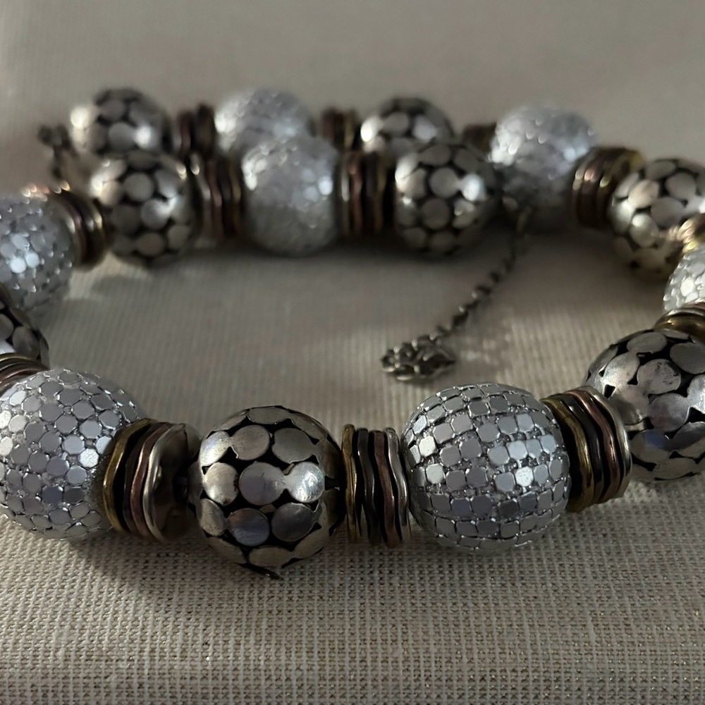 Statement Silver and White Beaded Necklace - Women Jewelry - Picture 3 of 5